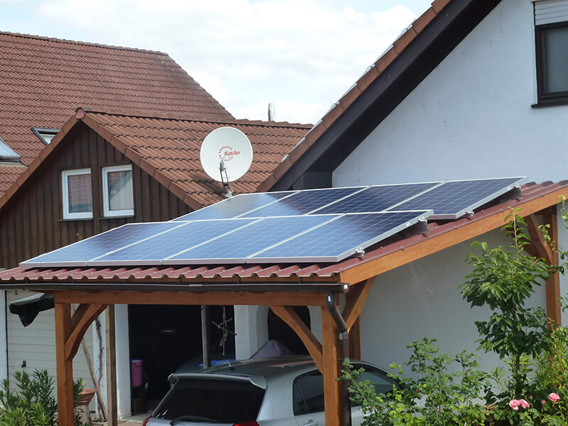 Poly hochkant auf Carport